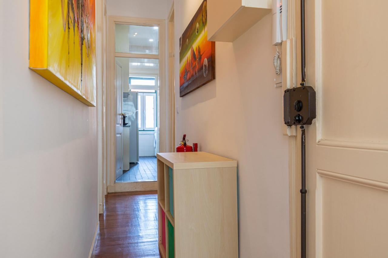 Typical 2bdr In By Lovelystay Lissabon