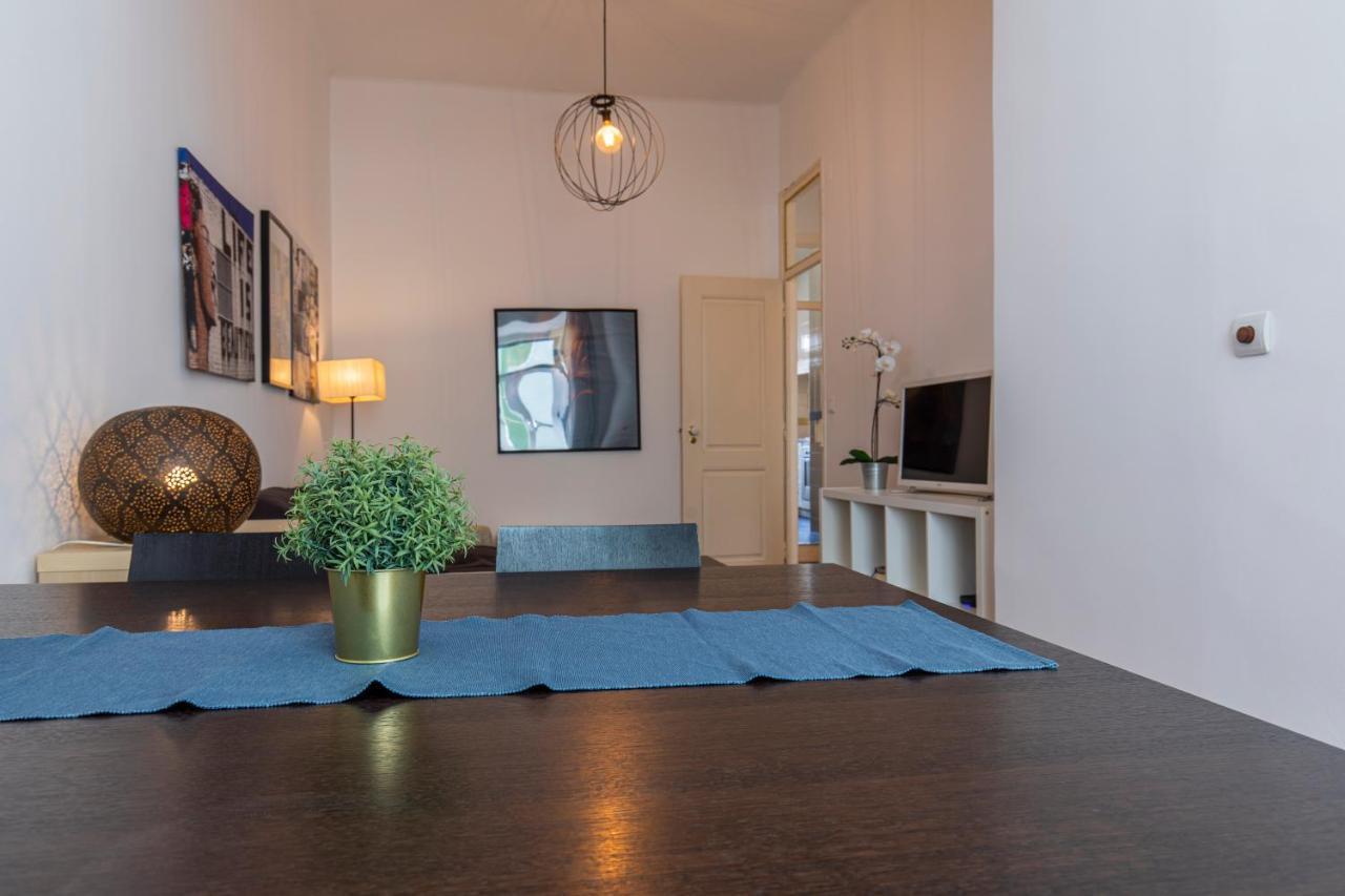 Typical 2bdr In By Lovelystay Lissabon